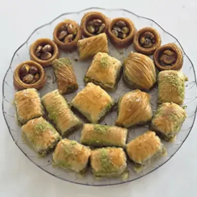 Mixed Pistachio Baklava - Half Kilo