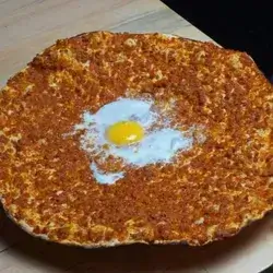 Lahmacun With Egg