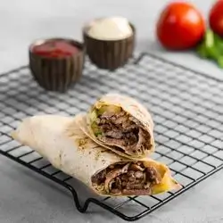 Meat Gass with Bread