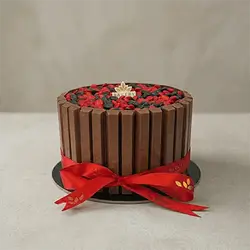 Chocolate KitKat Cake
