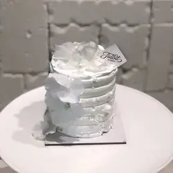 White Theme with White flowers