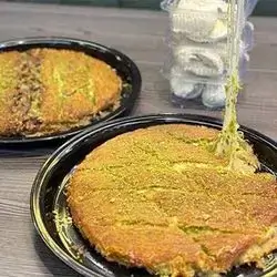 Cheese And Pistachio Kunafa 