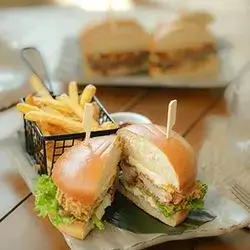 Crispy Chicken Burger