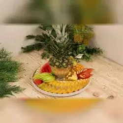 Fruit Platter with Ice Cream