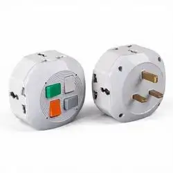 Plug 13A / with 4 port and on/off button