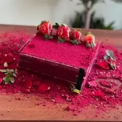 Red Velvet For 6 Person