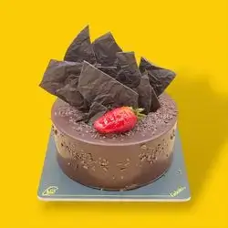 Chocolate Birthday Cake - 7 People