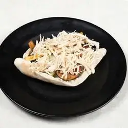 Pulled Chicken Sandwich