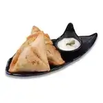 Veg Samosa / Raita Sauces