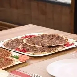 Lahmacun With Pomegranate Molasses