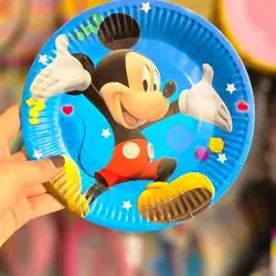 disposable paper plate