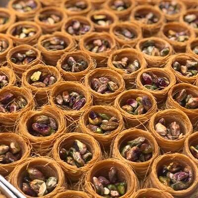 Esh Al Bulbul Baklava with Pistachios Half Kilo