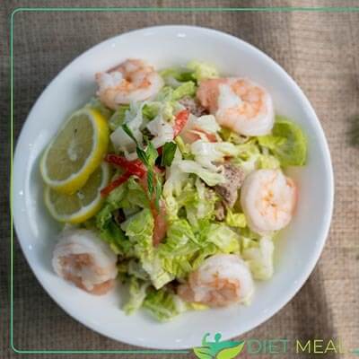 Diet Caesar  Salad with Shrimp (233 Calories)