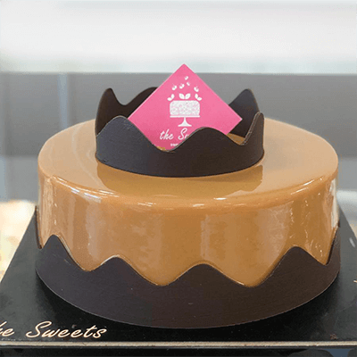 Caramel Cake for 15 person