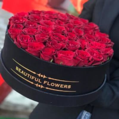 Vip Box with Red Flower