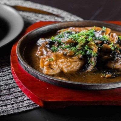 Sizzling Chicken Garlic & Mushroom