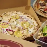 Polo Chicken Lemons Pizza