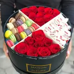 Box Of Natural Roses With The Addition Of Macaron Pieces In Different Flavors