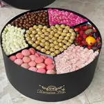 VIP BOX Large black box with macaroons, chocolate, strawberries, and red roses