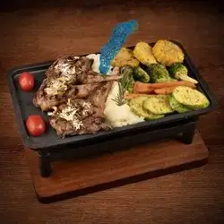 Golden Ribs Meal