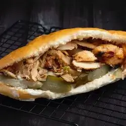 Chicken Gas with Turkish Bun