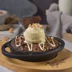 Brownies Nuts Pan