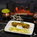 Diyar Bakr Qatayf With Pistachio