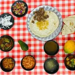 Rice Dlemi And Meat Qalya