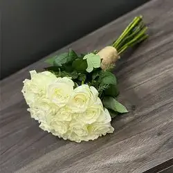 20 White Rose Bouquet