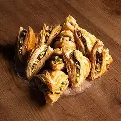 Warbat With Halabi Pistachio