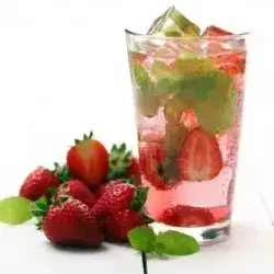 Fresh Strawberry Mojito