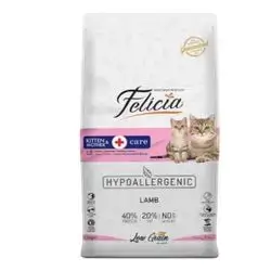 Felicia Kitten & Mother with Lamb 2kg