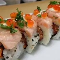Spicy Tuna Crazy Salmon Roll (8 Pcs)