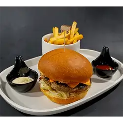 Classic Beef Burger