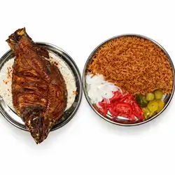 سمك مشوي كبير