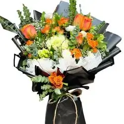 Orange Rose With Accessors Bouquet 