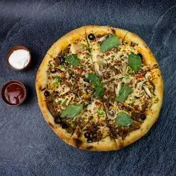 Beef Pulled Pizza