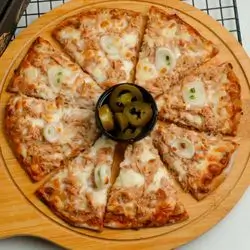 Tuna Pizza