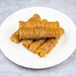 Walnut Parmak Baklava