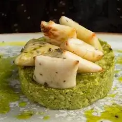 Avocado Moli Salad
