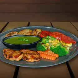 Chicken Pesto Platter 449 Calories