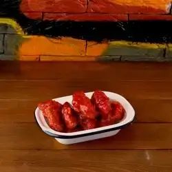 Street Hot Sauce Wings