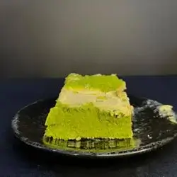 Turkish Halawa With Pistachios
