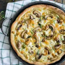Mushroom Pizza - Medium
