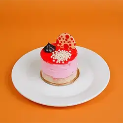 Strawberry Mousse Cake Vanilla Cake With Strawberry Cream