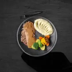 Au Poivre Beef (550 Cal | P:48G)