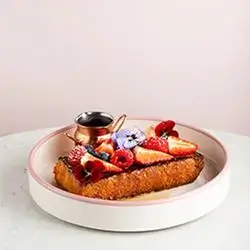Maple Syrup & Berries French Toast
