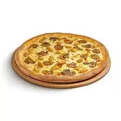 Chicken Alfredo Pizza