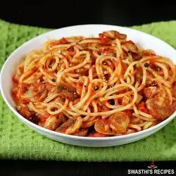 Spaghetti With Red Sauce And Mushrooms