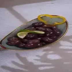 Natural Beans Olives With Oil